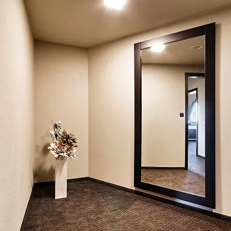 Victory Hotel 4*