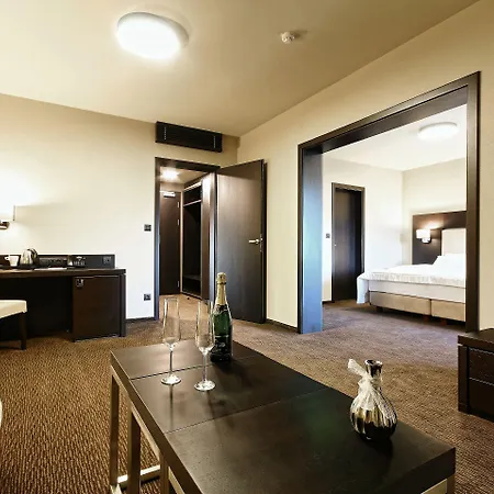 Victory Hotel