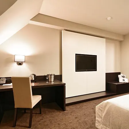 Hotel Victory