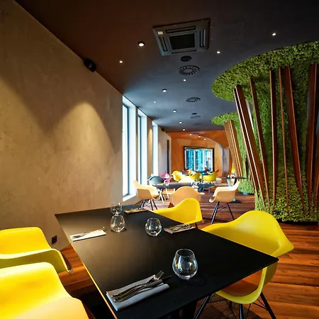 Hotel Victory