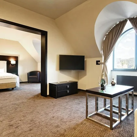 Hotel Victory Popuvky