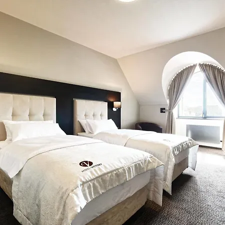 Hotel Victory 4*