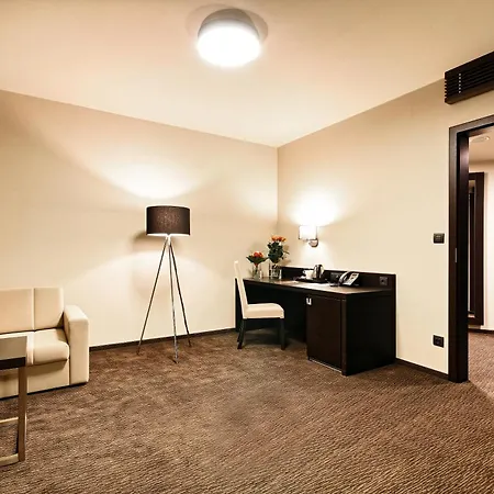 Hotel Victory